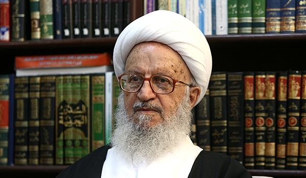المرجع مكارم شيرازي: سقط النقاب عن الغربيين الذين لايفهمون سوى لغة القوة