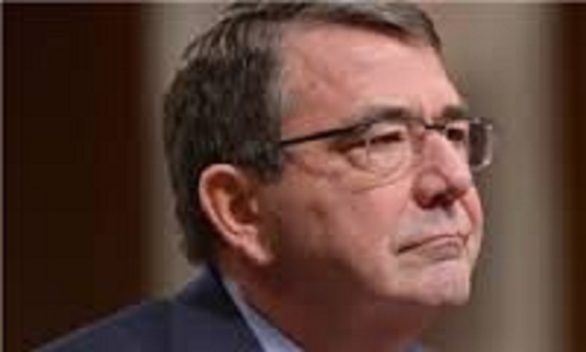 وزير الدفاع الأمريكي يصل بغداد في زيارة مفاجئة