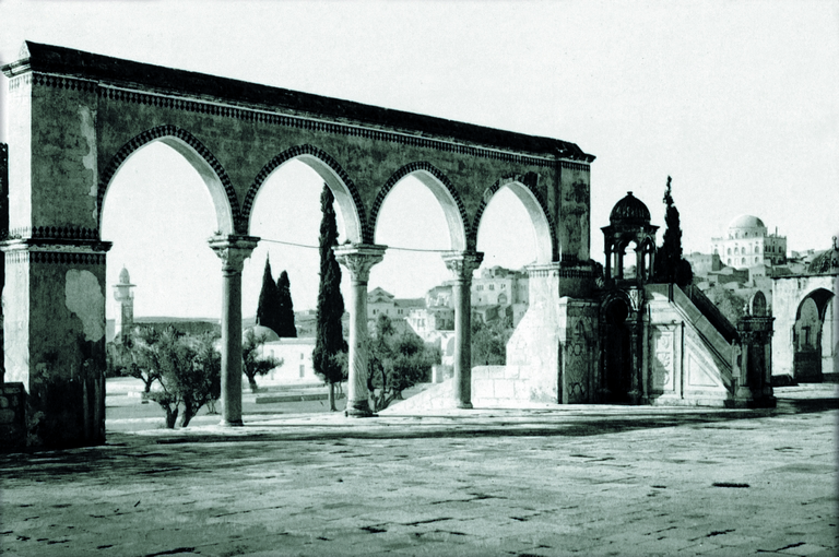 القدس - الايوان الجنوبي و منبر قاضي برهان الدين 