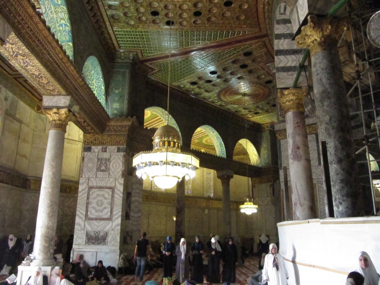 القدس - عرض داخلي من قبة الصخرة