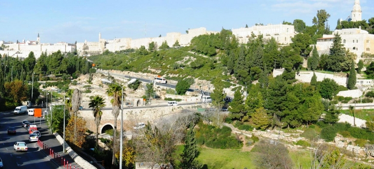 القدس -  وادي هنوم أو وادي أبناء هنوم أو جيهينا