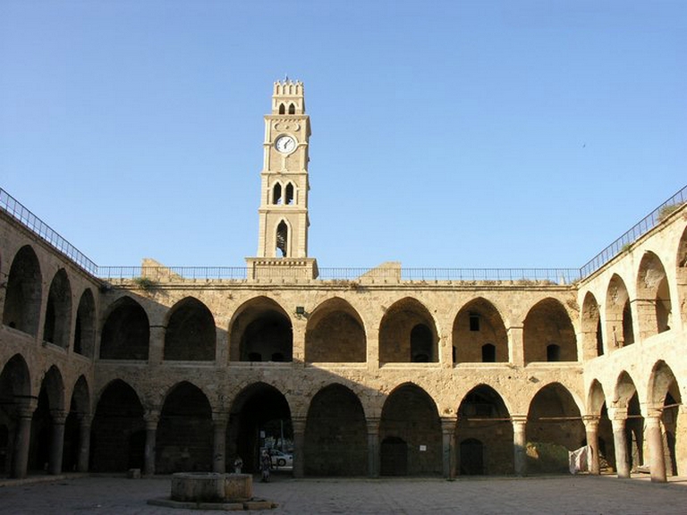 فلسطين - خان العمدان في عكا