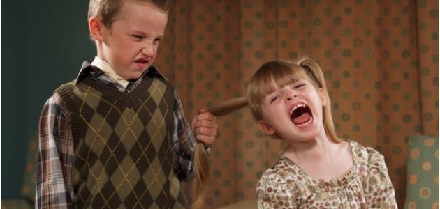 كيف تعالج غيرة الاطفال؟