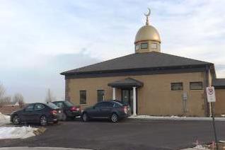  إفتتاح أول مسجد بمدينة "دوبوك" الأمريكية