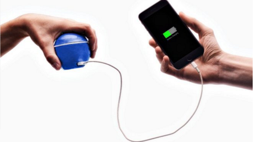 شحن بطارية الهواتف من جسم الإنسان