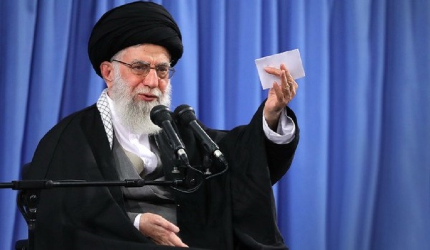 قائد الثورة الاسلامية يستقبل الالاف من ابناء مدينة قم المقدسة