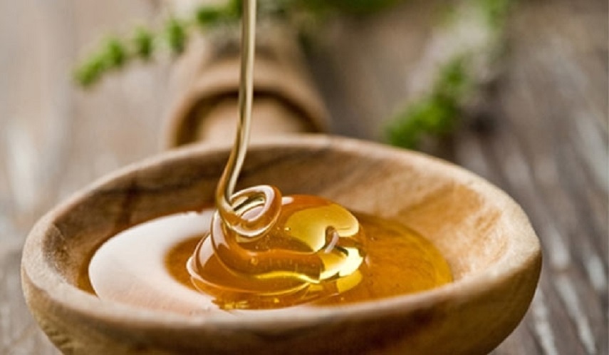 "عسل النحل".. أفضل الأسلحة لتقوية الجلد الضعيف فى الشتاء