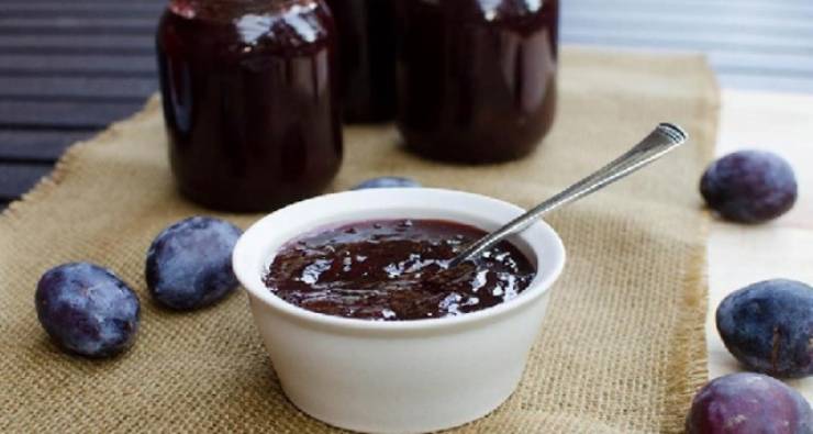 إمزج التمر مع هذا المكوّن للتخلص من الامساك الذي يسبب الانتفاخ!