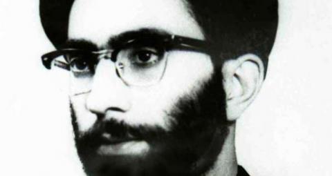 نبذة عن سيرة وحياة الإمام الخامنئي دام ظله  3