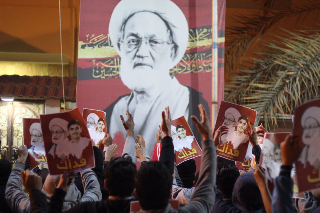 الأمن البحريني يطلق الرصاص الحيّ على المعتصمين بالدراز