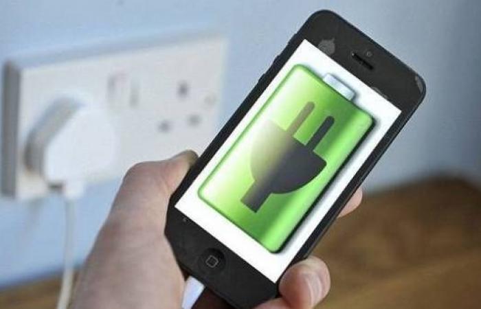 اشحن بطارية هاتفك المحمول في دقائق معدودة
