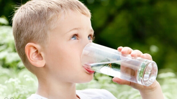 الماء البارد أو الدافئ.. أيهما أفضل؟