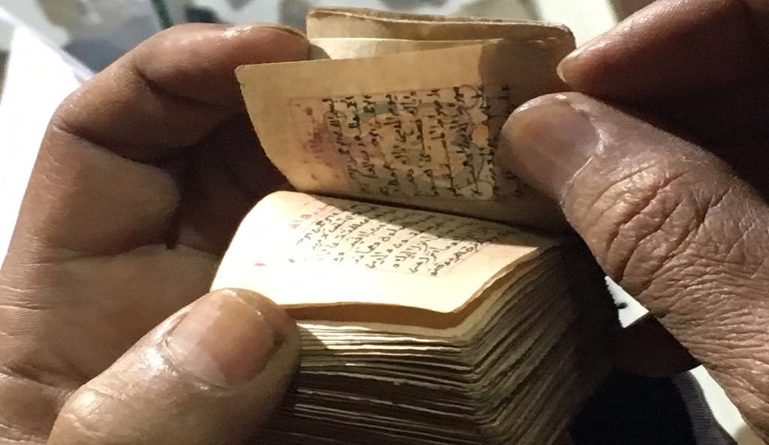 مصحف طوله 3 سم في متحف بمدينة حائل السعودية