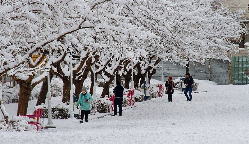 صور رائعة .. ثلوج تكسو مختلف المحافظات الايرانية