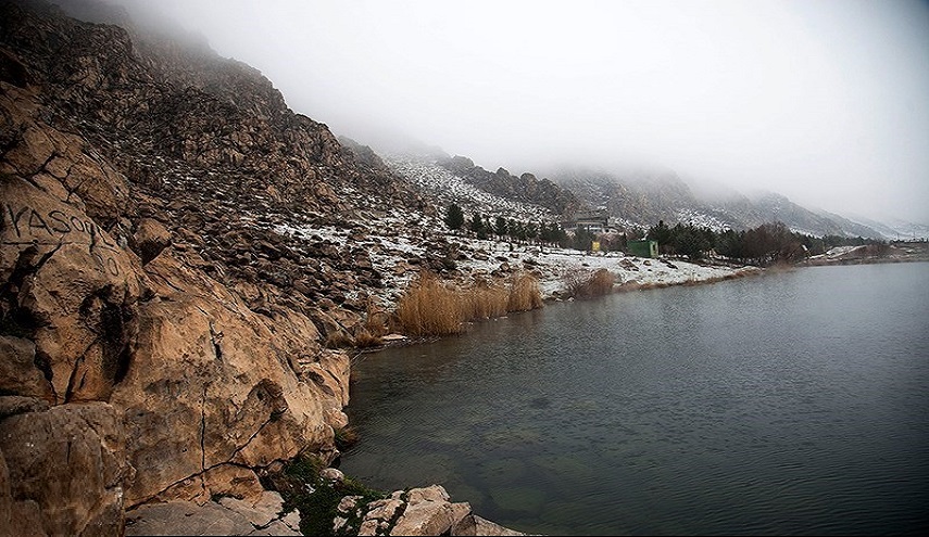 بالصور.. جمال الطبيعة في مستنقع هشيلان غرب إيران