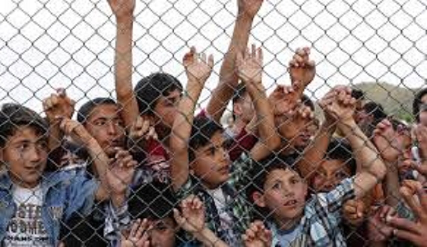 داعش يجند اطفال لاجئين بالاموال