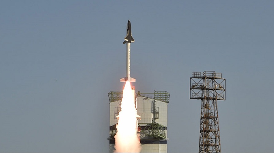 الهند تطلق أكثر من مئة قمر صناعي في وقت واحد