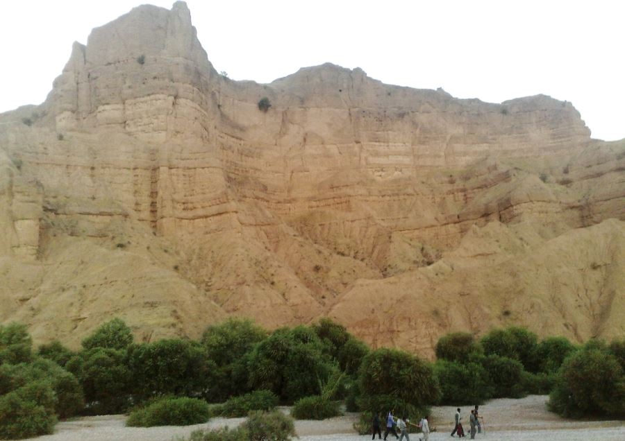 بالصور...  وادي "توبيرون" في محافظة خوزستان الايرانية