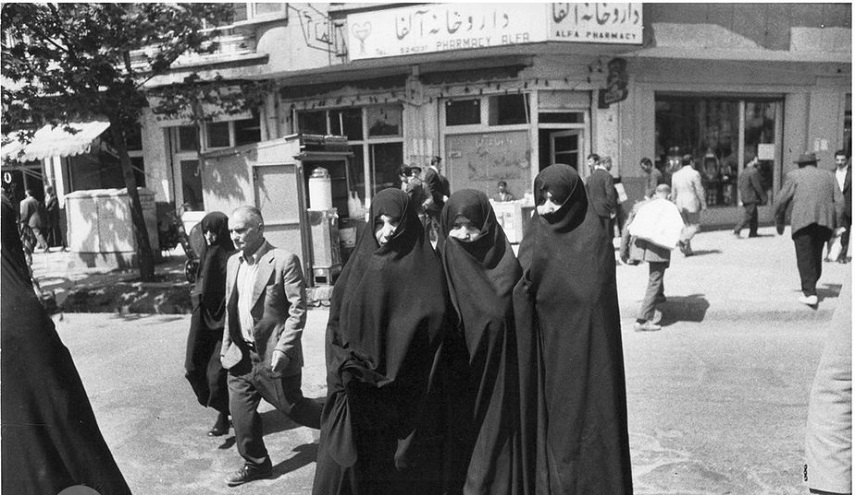 صور عن الحياة في طهران عشية انتصار الثورة الاسلامية 1979
