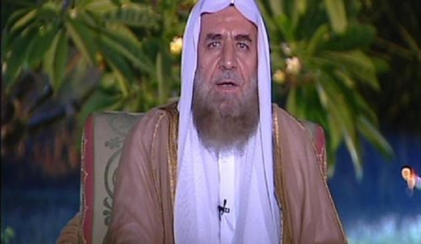 العرعور ينقلب : من يتبع القاعدة غبي !!