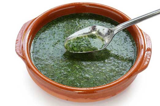 ماذا تعرف عن الوجبة المصرية "الملوخية"