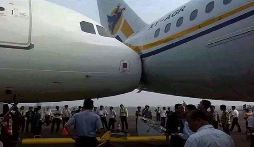 شاهد اصطدام طائرة إماراتية بأخرى في سنغافورة.. وهذا ما حدث؟ 