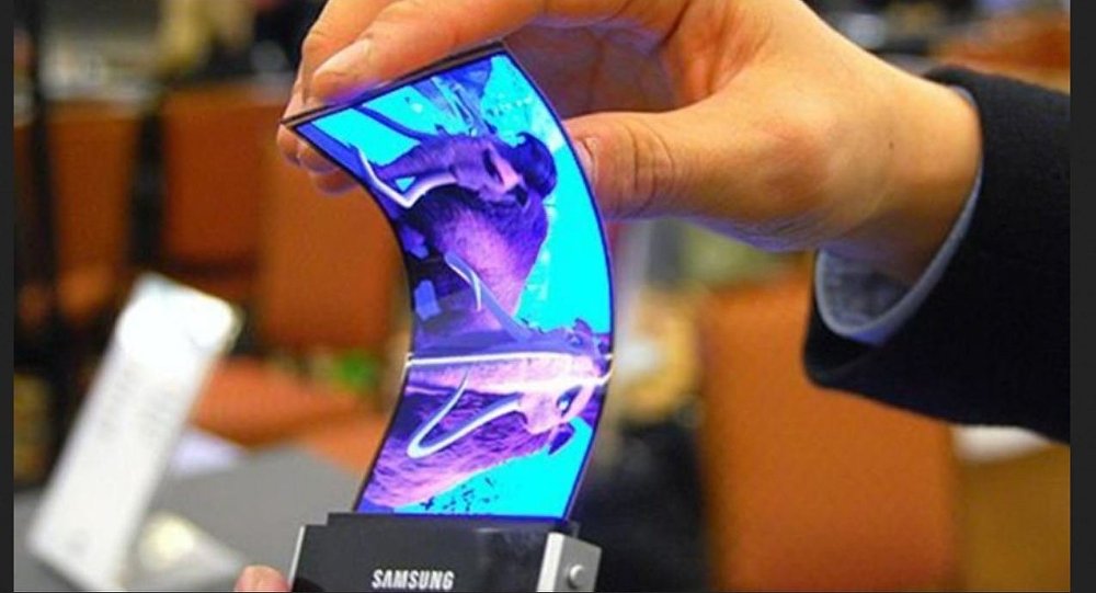 سامسونغ تؤكد أن هواتفها القابلة للطي لن تصل الأسواق قبل هذا العام