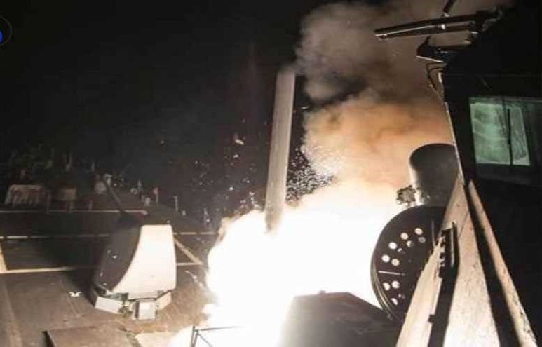 الكيان الصهيوني يرحب والمعارضة السورية تطالب امريكا بمواصلة عداونها