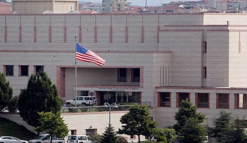 نواب مصريون يدينون العدوان الاميركي على سوريا و نشطاء يدعون للتظاهر امام السفارة الاميركية