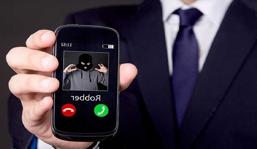 تحذير.. رسالة نصية إلى هاتفك المحمول تؤدي إلى سرقة كل الأموال من حسابك المصرفي!
