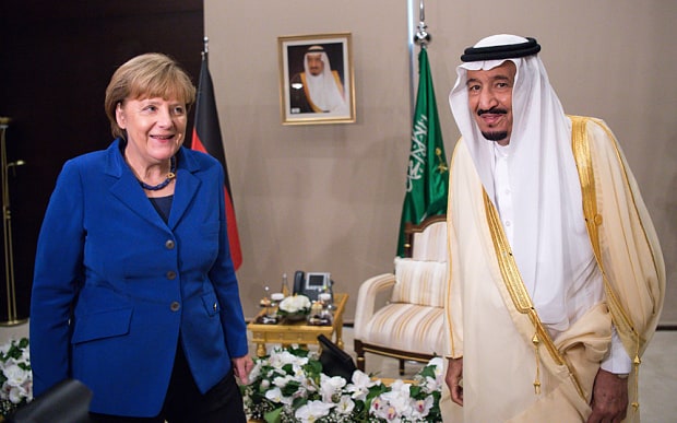 مركل: فروش سلاح به عربستان و درخواست پايان جنگ يمن