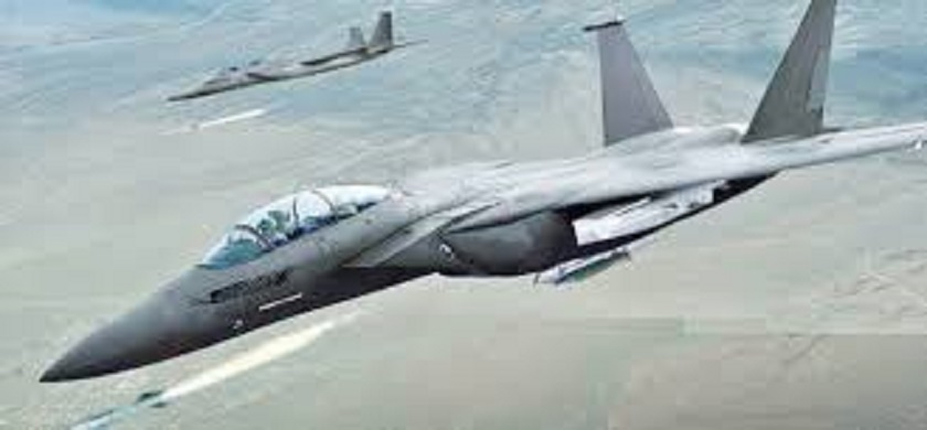 مقتل 352 مدنيا بالغارات الأمريكية على "داعش"