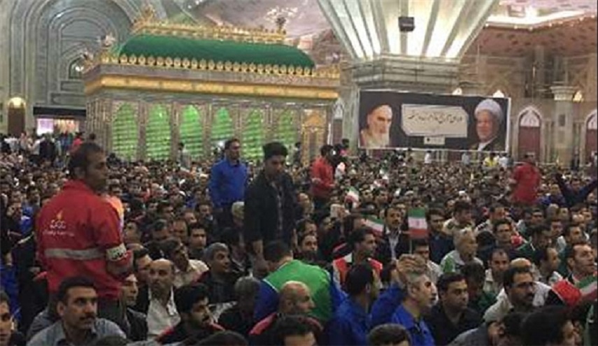 طهران تحتفل بيوم العمال العالمي بحضور الرئيس روحاني