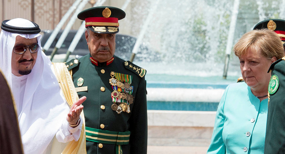 ميركل ترفض ارتداء الحجاب في لقاء سلمان...لهذا السبب!