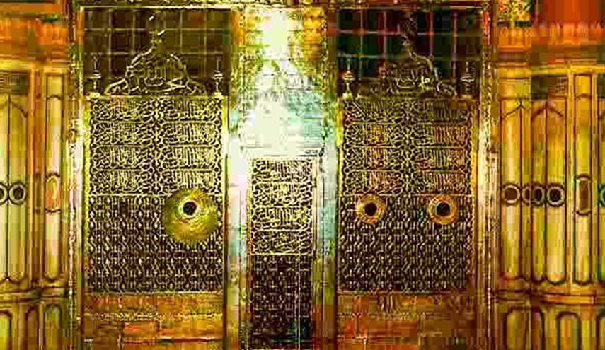 مناقشة الشيخ قرائتي لأحد الوهابيين بجوار ضريح الرسول الاكرم (ص)