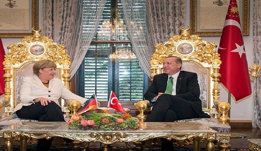 المانيا تمنح اللجوء لعسكريين اتراك، وانقرة تتهمها بالتواطؤ مع الانقلابيين