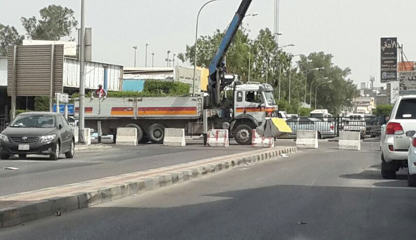 بالصور..الامن السعودي يحاصر القطيف بالحواجز وأهاليها محتجزون في مساكنهم !!