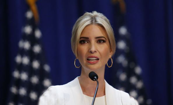 شاب عراقي يرد على "ايفانكا ترامب" بطريقته الخاصة ويشعل مواقع التواصل!