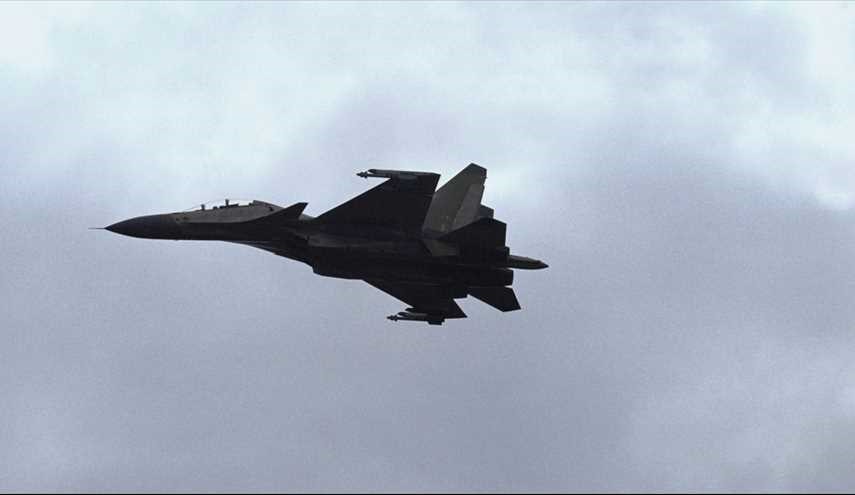 طائرة امريكية تحلق فوق بحر الصين الشرقي، وهذا مصيرها ...!!