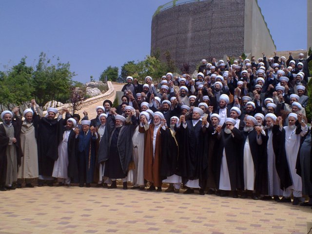 تجمّع العلماء المسلمين في لبنان: حياة الشيخ قاسم مسؤولية الملك في البحرين