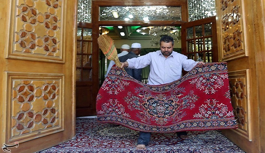 بالصور.. تنظيف المساجد استعداداً لموسم ضيافة الله