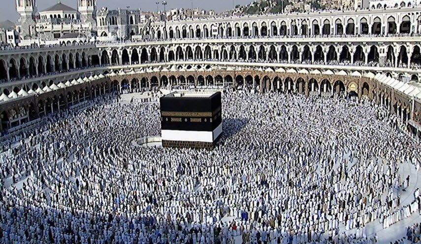 حدث "نادر" تشهده الكعبة المشرفة في أول أيام رمضان