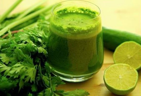 عصير يزيل السموم من الجسم... اشربوه يومياً قبل النوم