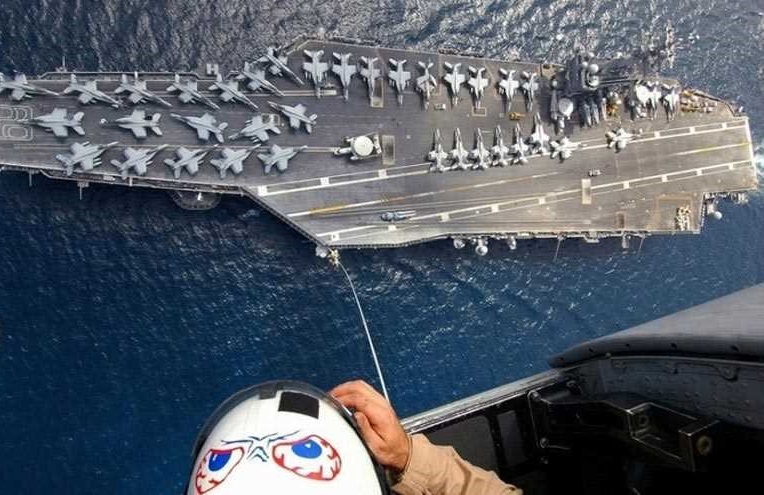  ما وراء ارسال حاملة طائرات أمريكية ثالثة إلى سواحل كوريا الشمالية؟