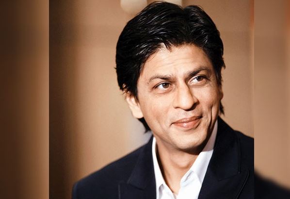 وفاة النجم شاروخان في حادث تحطم طائرة في باريس... ماهي الحقيقة؟!