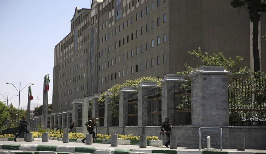 تشييع جثامين شهداء اعتداءات طهران عقب صلاة يوم الجمعة