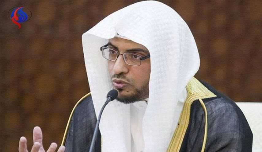 بالفيديو: خطيب المسجد النبوي يدعو "لعدم التفرقة بين السنة والشيعة"