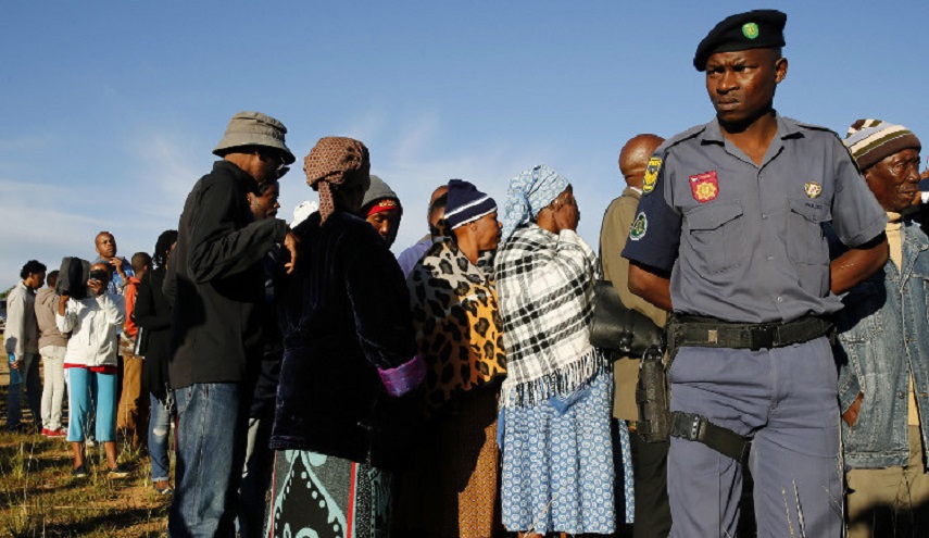 مقتل زوجة رئيس وزراء ليسوتو بعد ساعات من تنصيبه