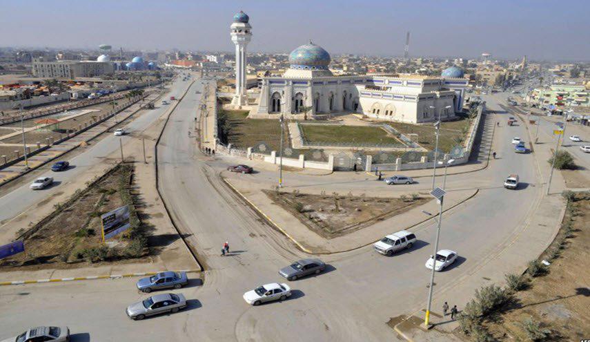 شاهد.. ما سبب ظهور مكعبات مضيئة في الرمادي؟