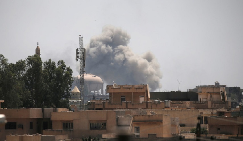 الصور الأولى من الموصل القديمة بعد اقتحامها.. والمعركة تدور من منزل إلى آخر